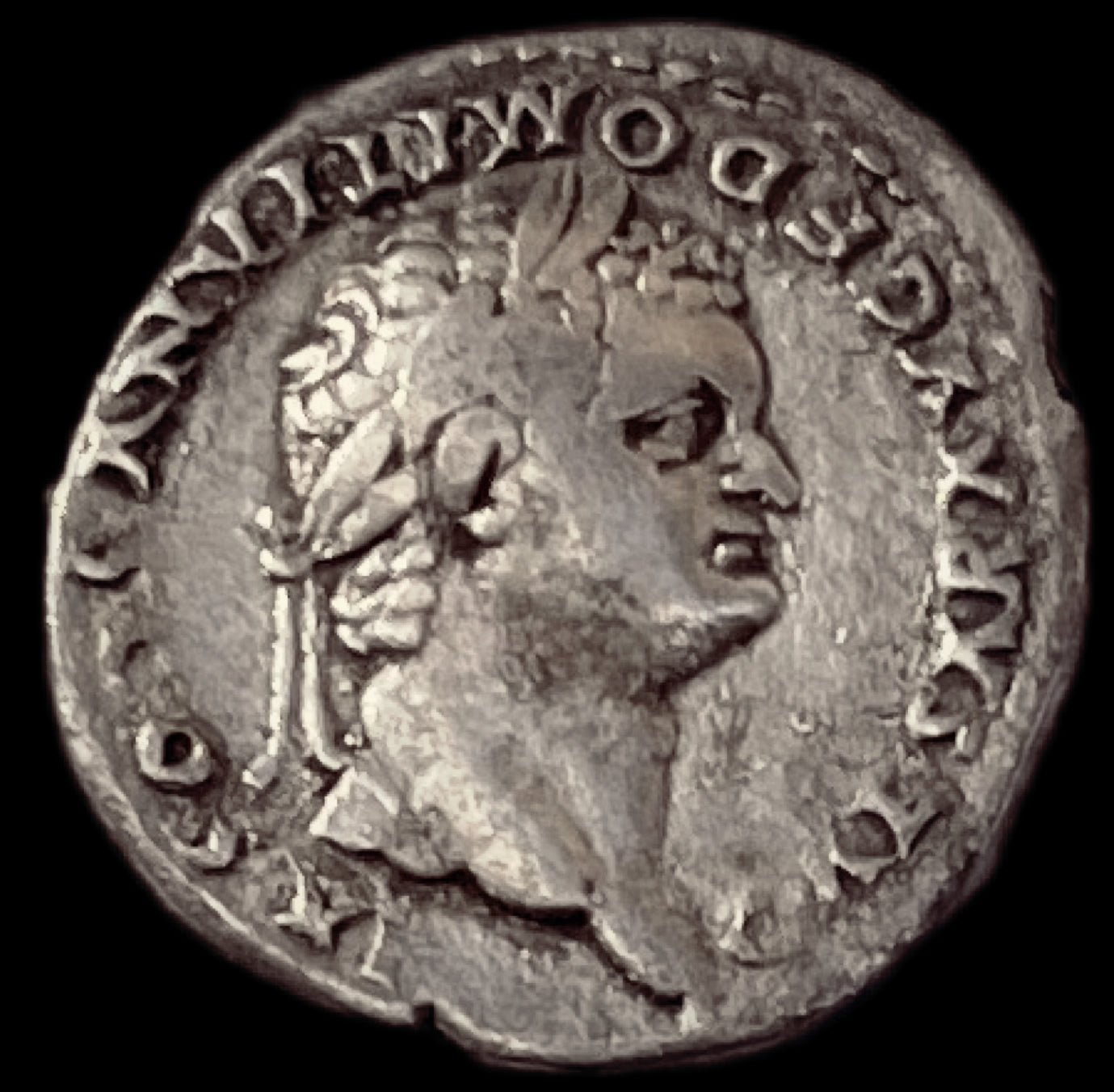 Denario imperial de Domiciano